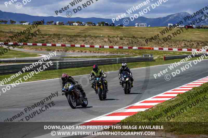 cadwell no limits trackday;cadwell park;cadwell park photographs;cadwell trackday photographs;enduro digital images;event digital images;eventdigitalimages;navarra;no limits trackdays;peter wileman photography;racing digital images;trackday digital images;trackday photos